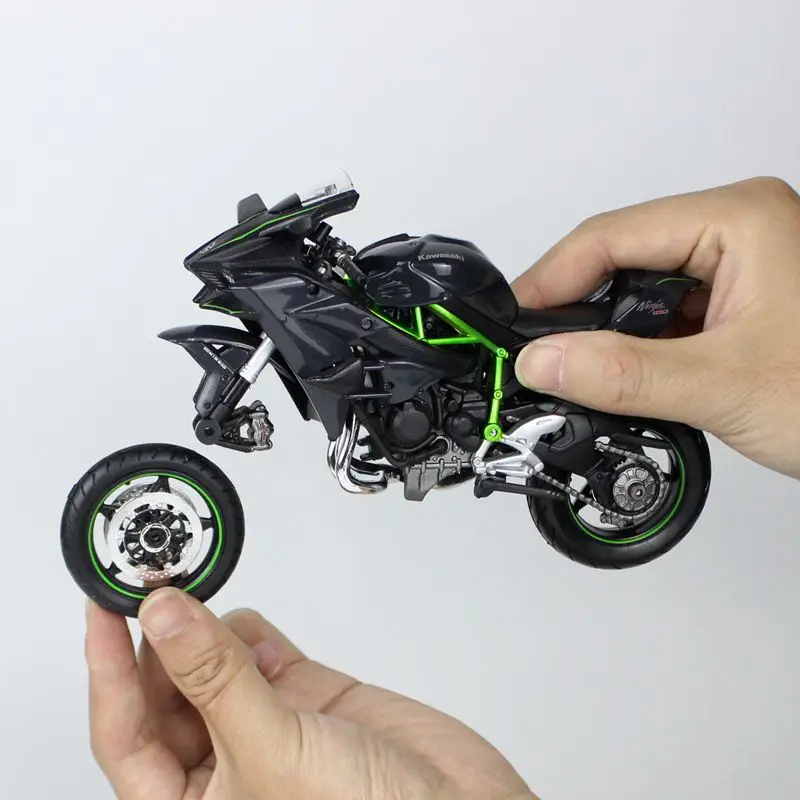 Комплект моделей MaiSto из литья под давлением: модель мотоцикла KAWASAKI Ninja H2R 1:12