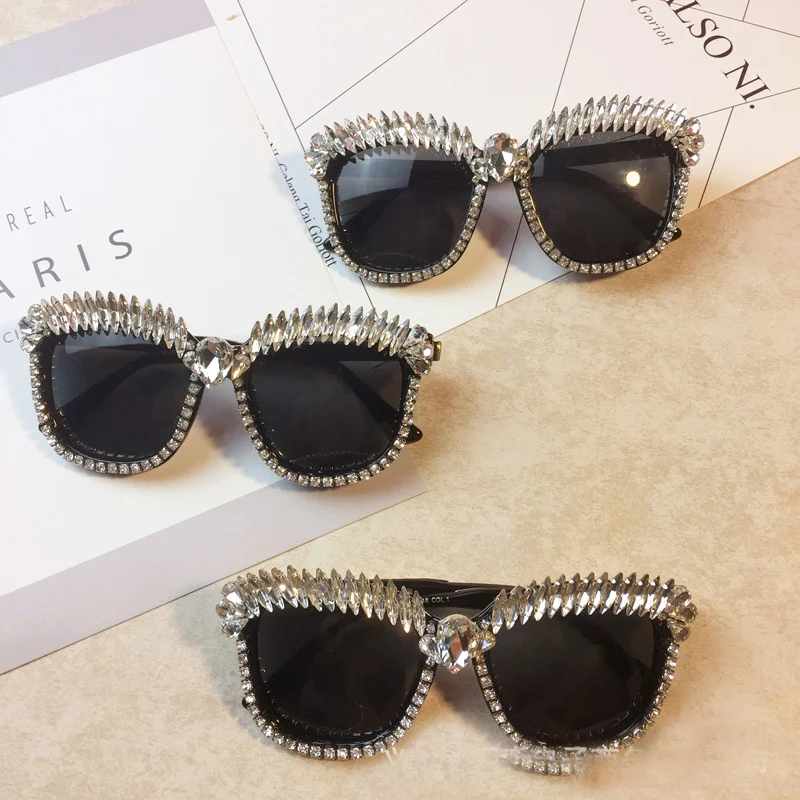 

2019 Brand Cat Eye Sunglasses Women Diamond Crystal Rhinestone Sun Glasses UV400 Shades Cateye Oculos De Sol Gafas Feminino
