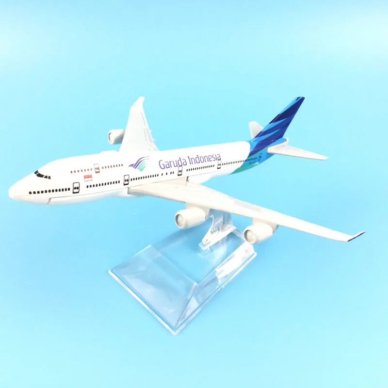 Модель самолета JASON TUTU модель 16 см GARUDA Индонезия Боинг 747 1:400 Литые металлические
