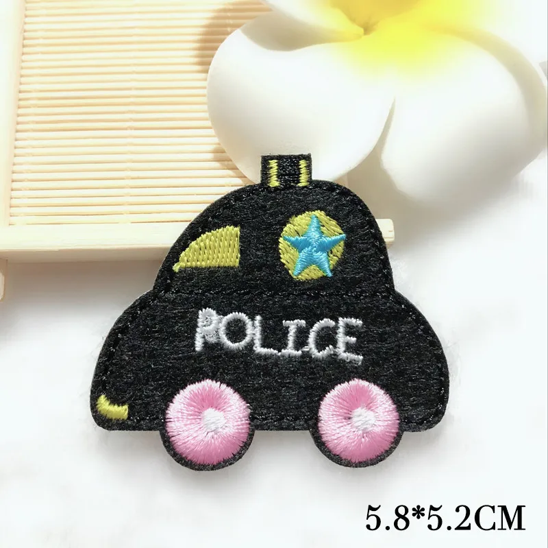 Лидер продаж цветные нашивки с вышивкой в виде маленького автомобиля одежда