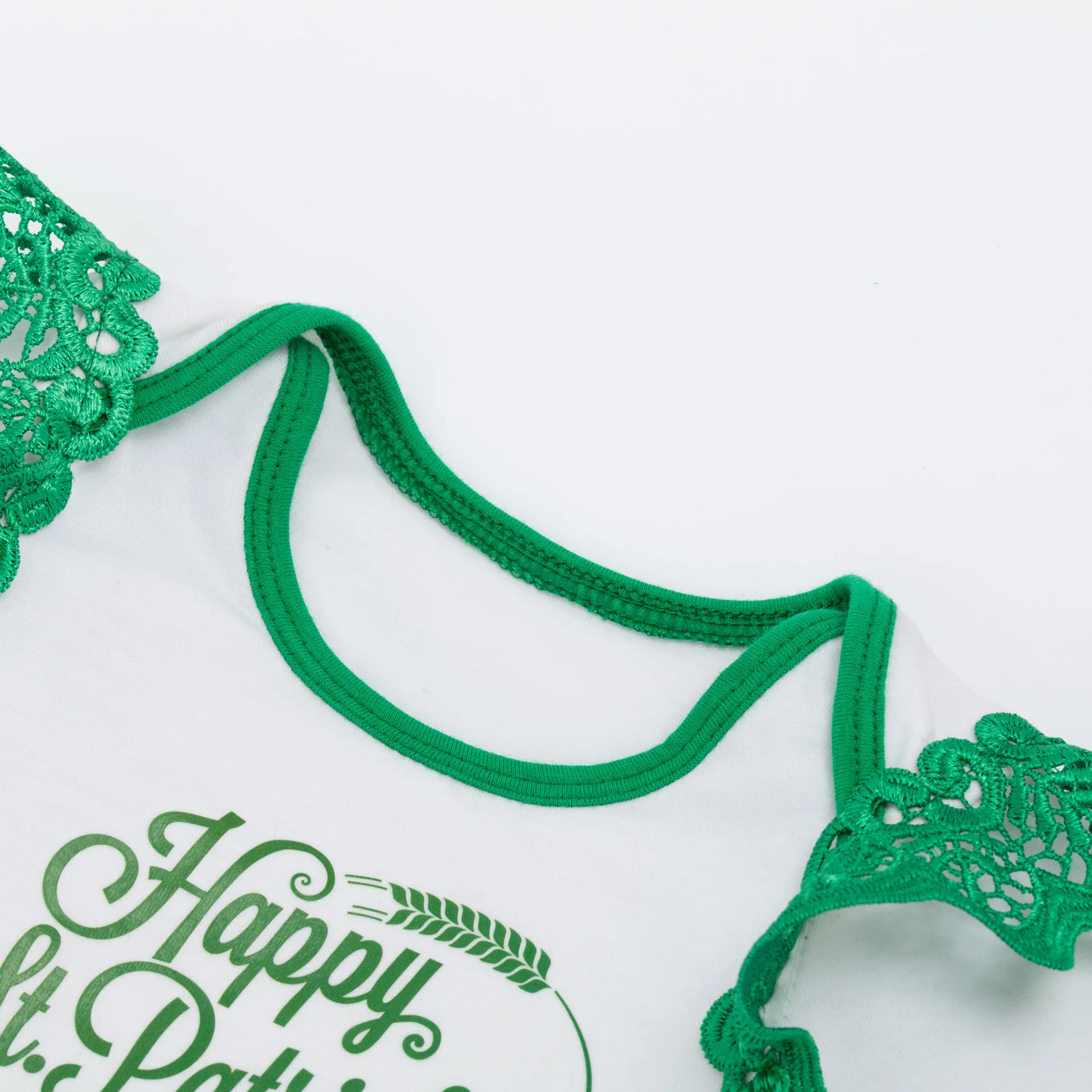 Наряд для маленьких девочек на День Святого Патрика зеленый костюм с декором