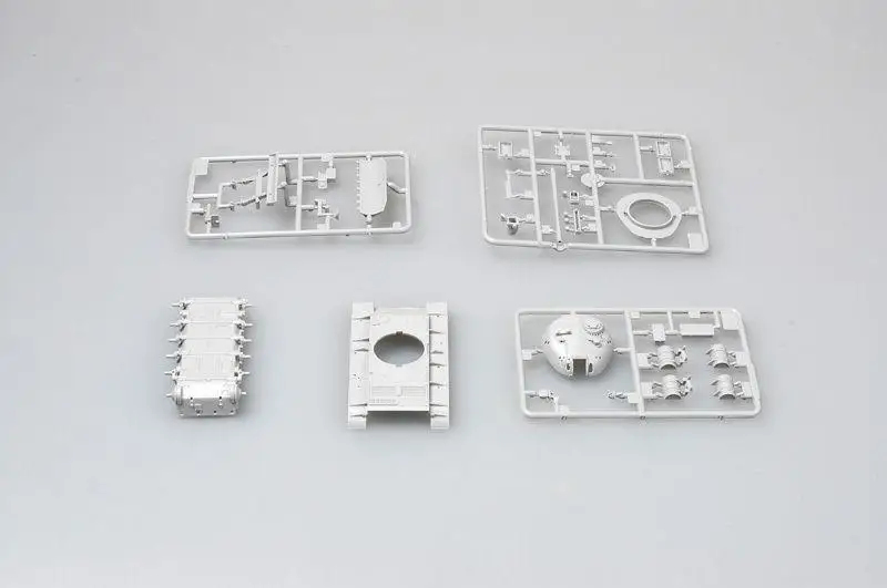 Trumpeter 1/72 07284 T 55 с BTU 55|Наборы для сборки моделей| |