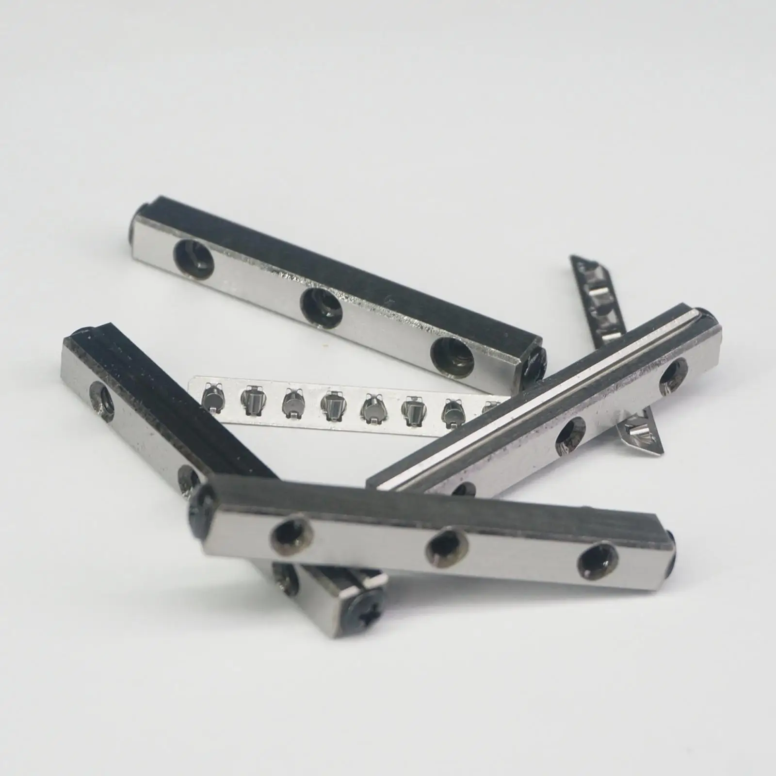 кронштейн на иж иж 18. 4 x-axis beam alu. планка иж-18мн-weaver. направляющая z. Cam roller guide ksf32-l-4-2025-0-1-01-2-001.