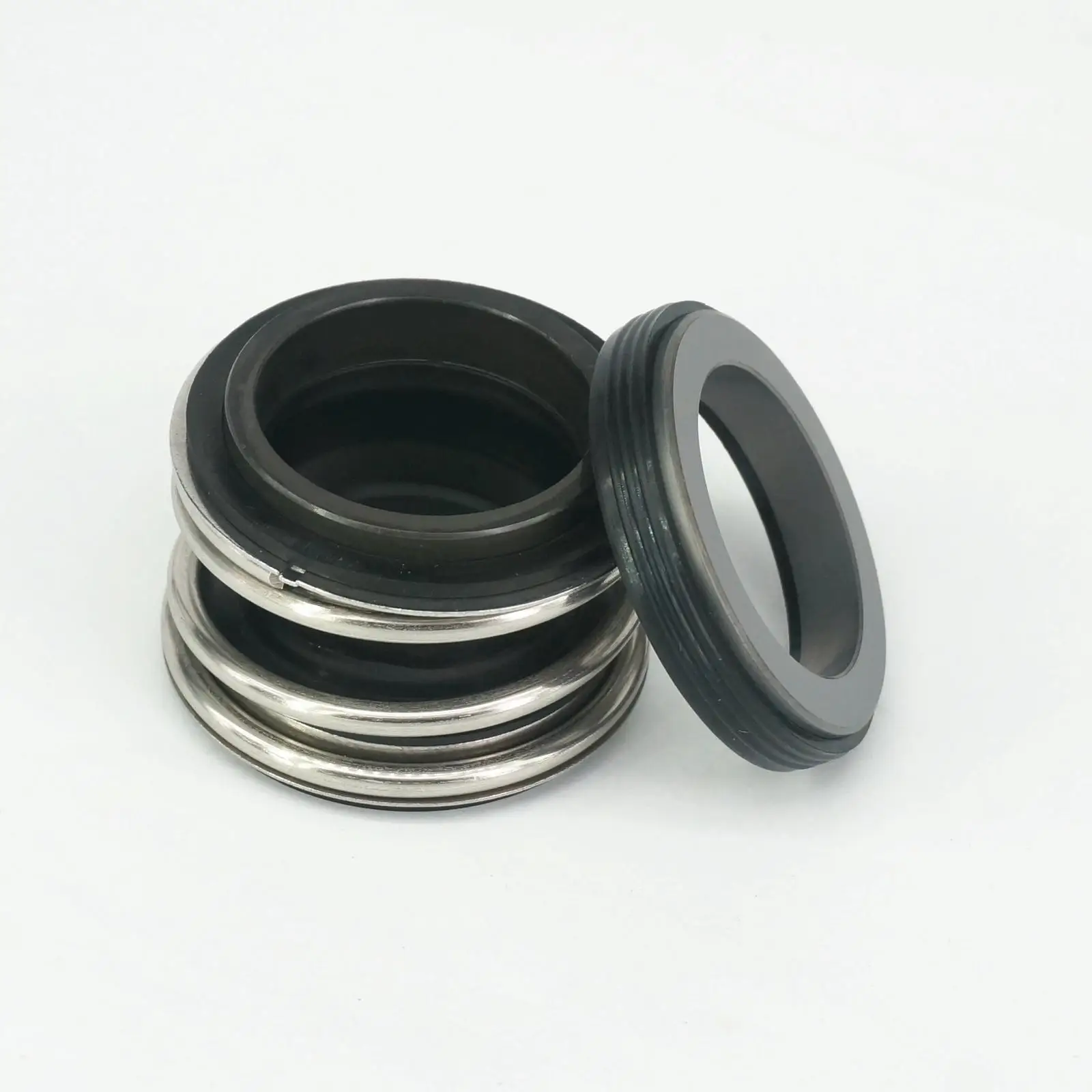 

32mm Inner Diameter Mechanical water pump shaft seal Single Coil Spring Carbon vs Silicon Carbide NBR