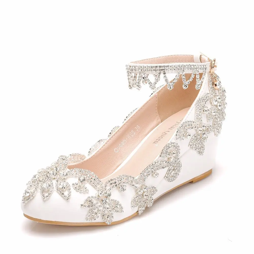 

Large size slope heel single shoe spring and autumn slope heel women's shoe 5 cm medium heel marriage shoe water drill fringe