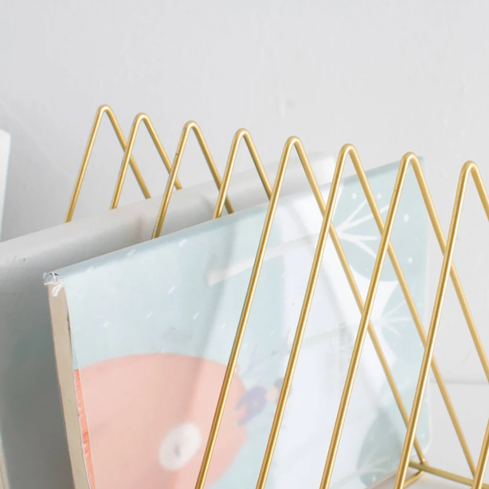 Треугольная простая настольная полка для хранения в скандинавском стиле