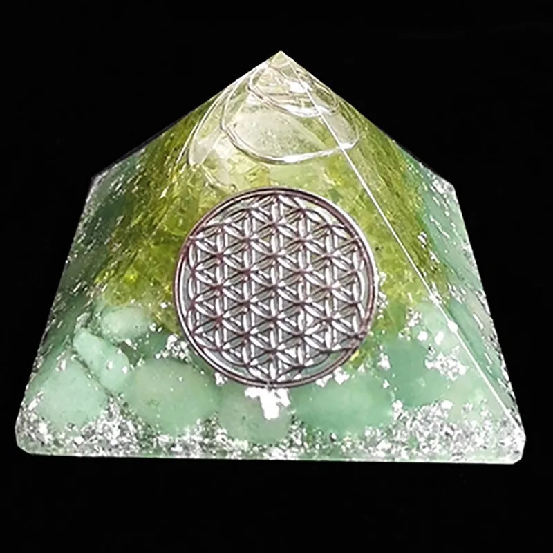 AURA REIKI Anahata Orgonite Aura Crystal Pyramid Peridot Energy Pyramid Chamuel Flower Of Life 9cm Family Decoration Pyramid