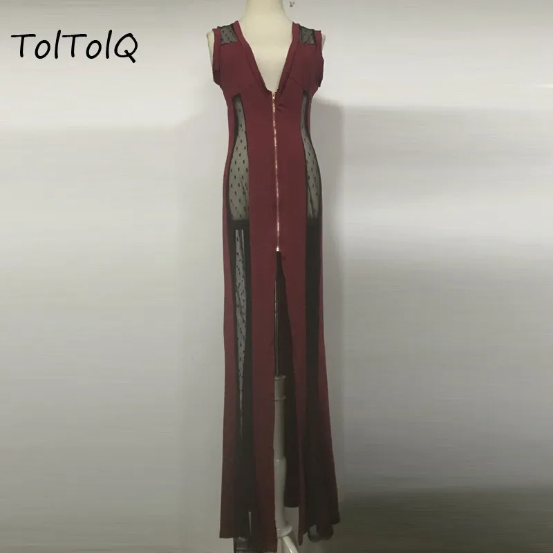 Женское вечернее платье без рукавов с глубоким v-образным вырезом черное