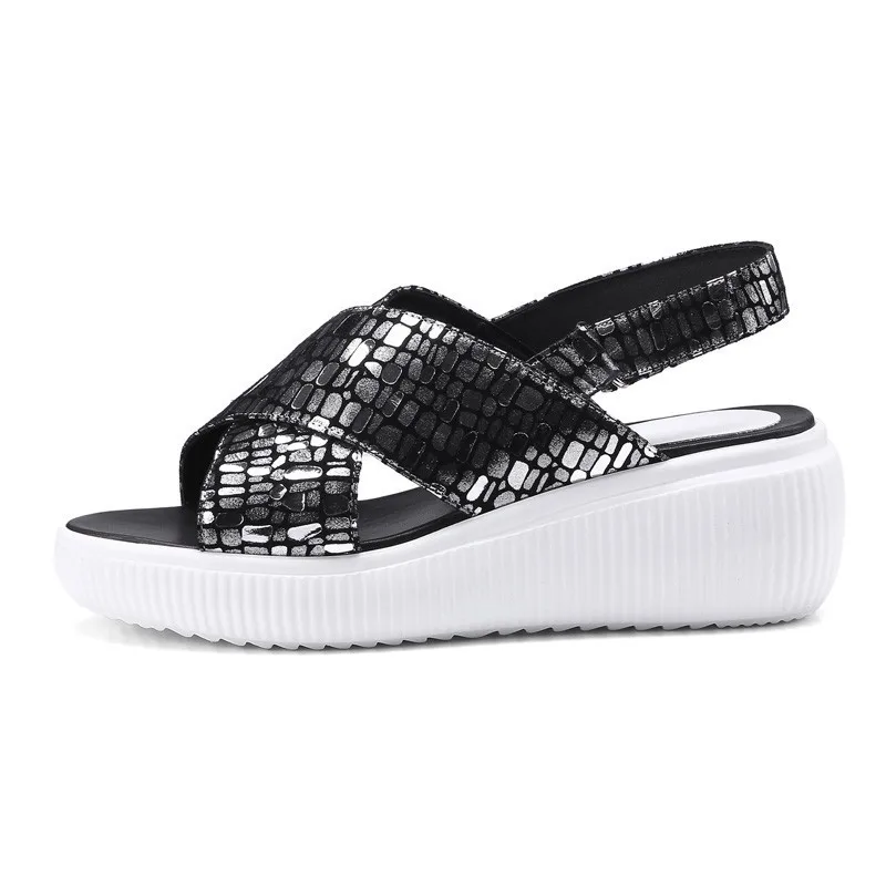 Женские блестящие сандалии на платформе сезон лето Новинка 2019 года повседневная