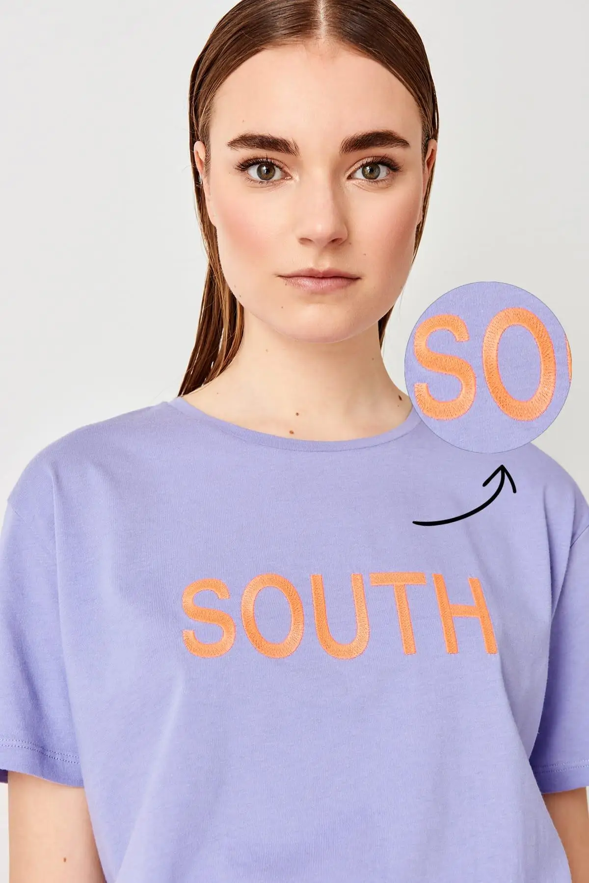 Trendyol Lilac Embroidered Knitted Basic T-Shirt TWOSS19FV0201 | Женская одежда