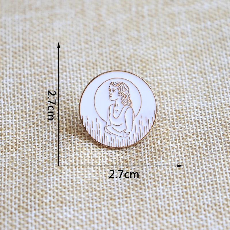 Moon Goddess Brooches Golden Lines Round Enamel Pin for Boys Girls Lapel Pin Hat/bag Pins Denim Jacket Women Brooch Badge Q692