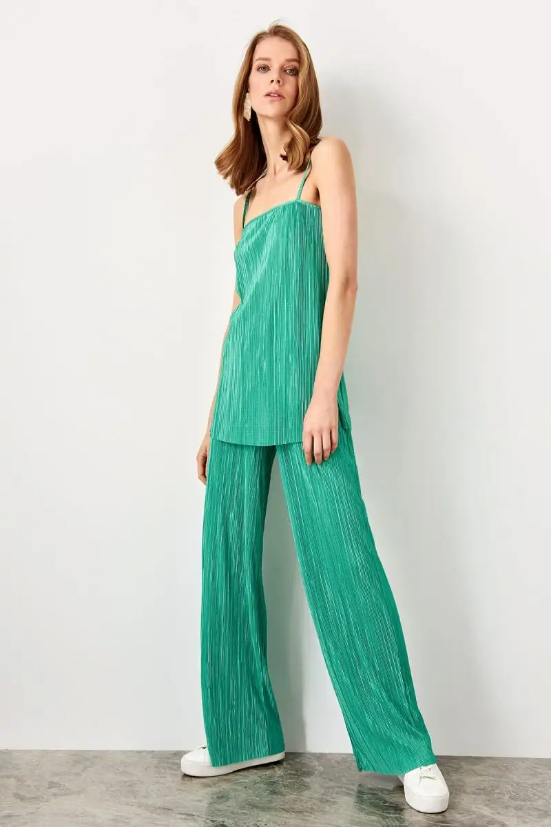 Зеленые брюки Trendyol Pilise Örme TWOSS19LJ0258 | Женская одежда