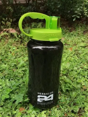 Спортивная бутылка Herbalife для воды 24 галона 64 унции из тритана пластиковая черная
