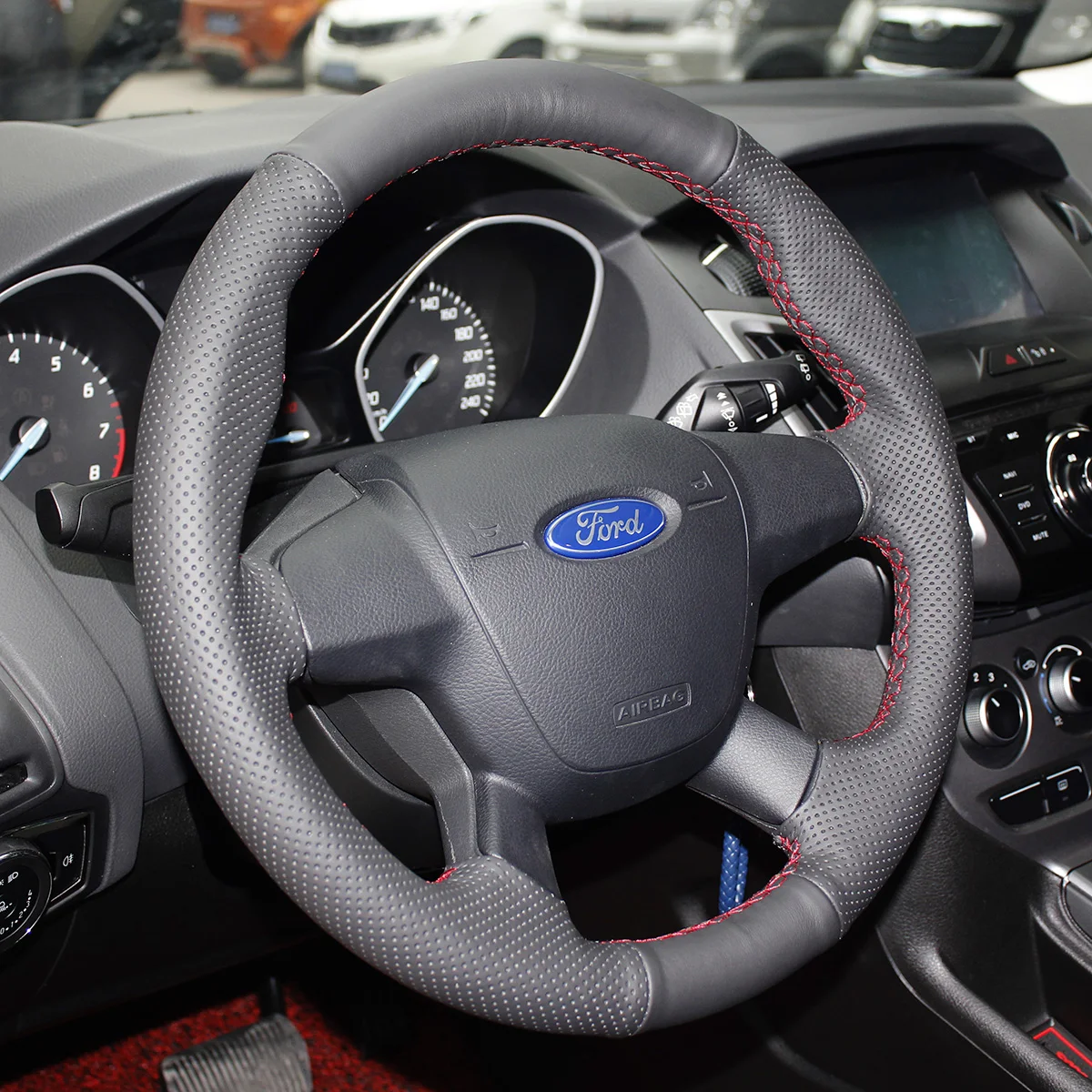 PONSNY черная искусственная кожа Автомобильный руль Крышка для Ford Focus 3 2012- KUGA Escape 2013- C-MAX 2011