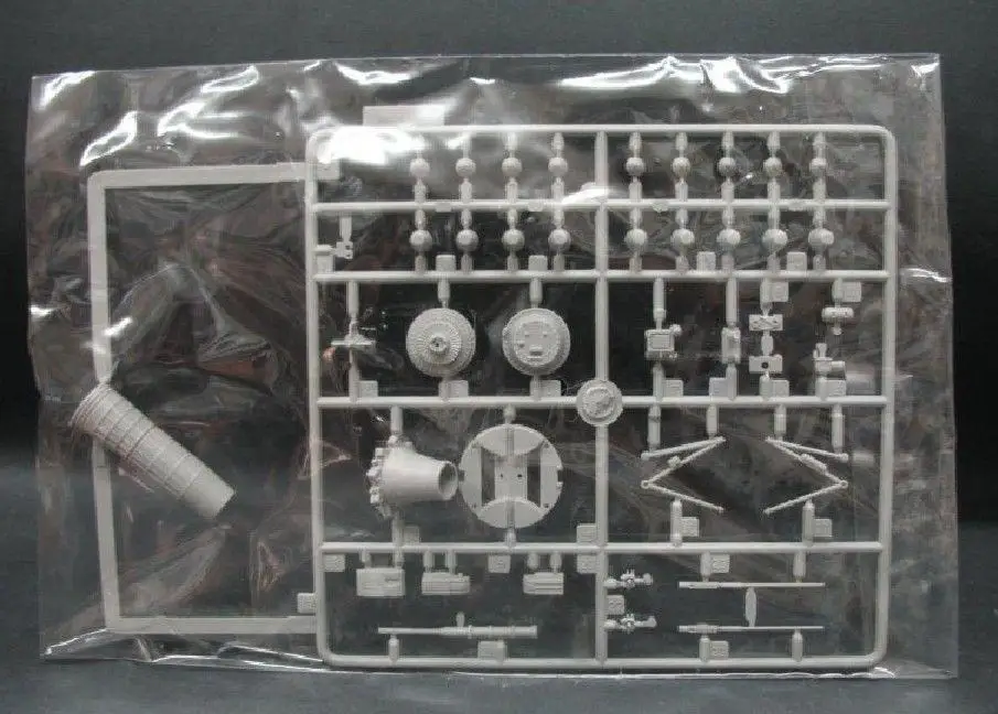 Trumpeter 1/48 02806 Mikoyam-Gurevi ch MiG15 bis Fagot-B | Игрушки и хобби