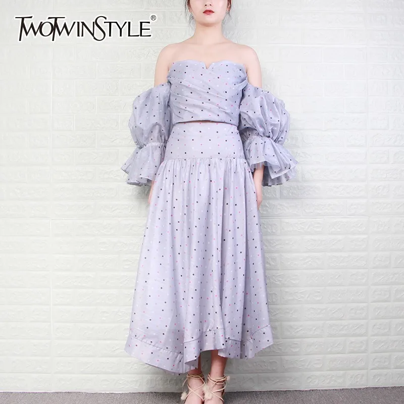 Комплект из двух предметов TWOTWINSTYLE женский короткий топ в горошек без бретелек с