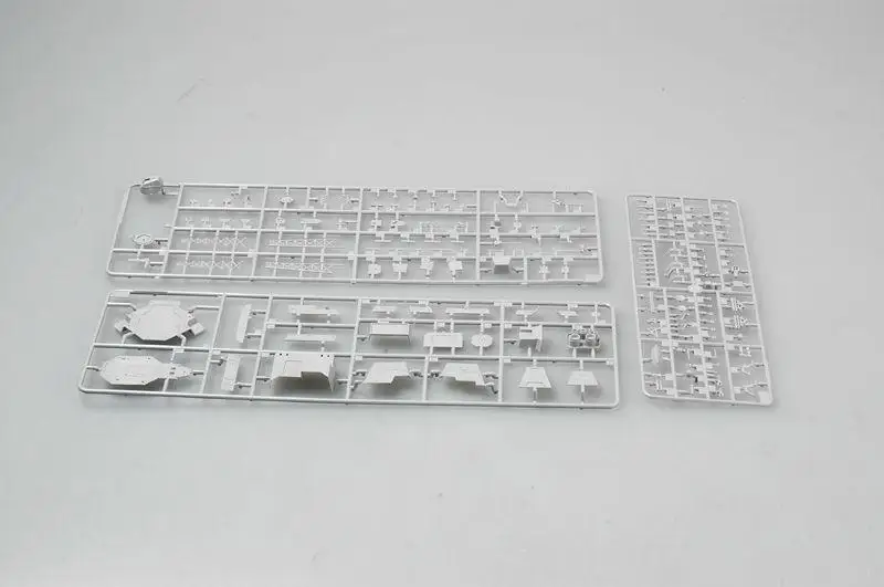 Trumpeter 1/350 04533 JMSDF Kirishima | Игрушки и хобби