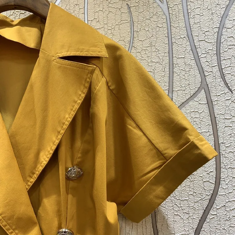 Женский комбинезон TWOTWINSTYLE весенний однотонный с коротким рукавом и высокой