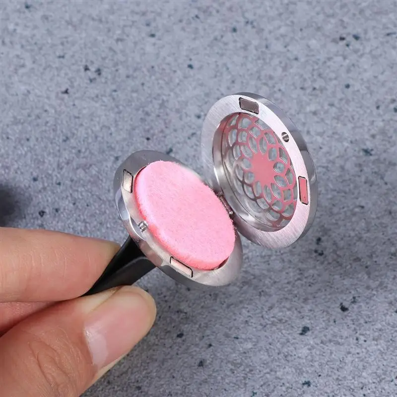 2pcs 30mm Car Essential Oil Diffuser Stainless Steel Aromatherapy Vent Clip Air Freshener Locket for with 12 Refill Pads | Автомобили и