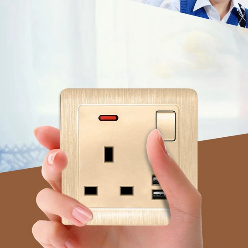 Тип 86 с тремя отверстиями Dual Usb разъем стандарта Великобритании переключением