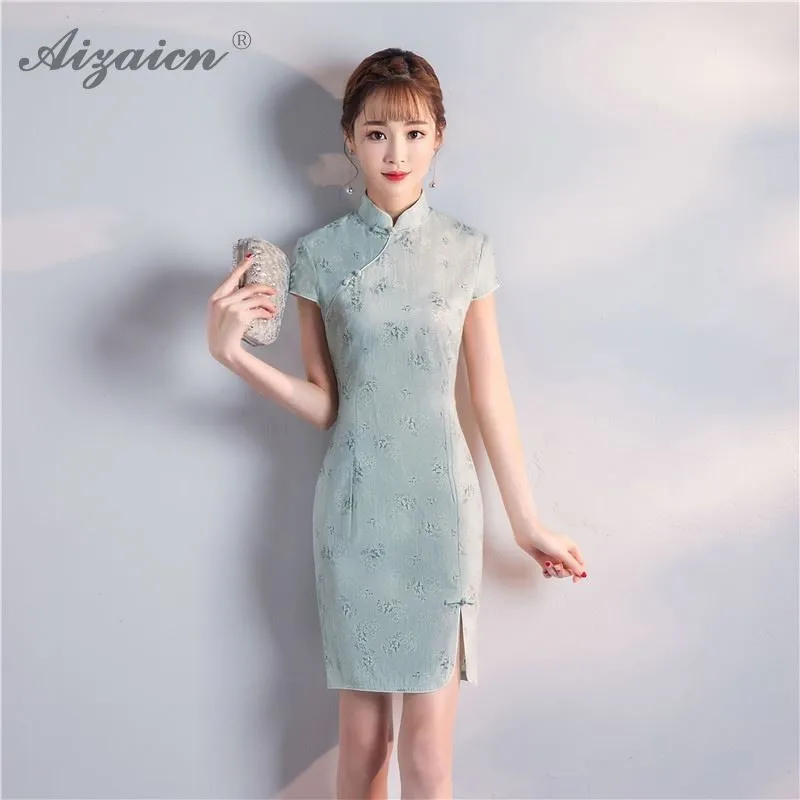Fashion Short Cheongsam Mini QiPao Chinoise Femme Dresses Modern Light Green Cotton Qi Pao Women Traditional Chinese Dress Gown |