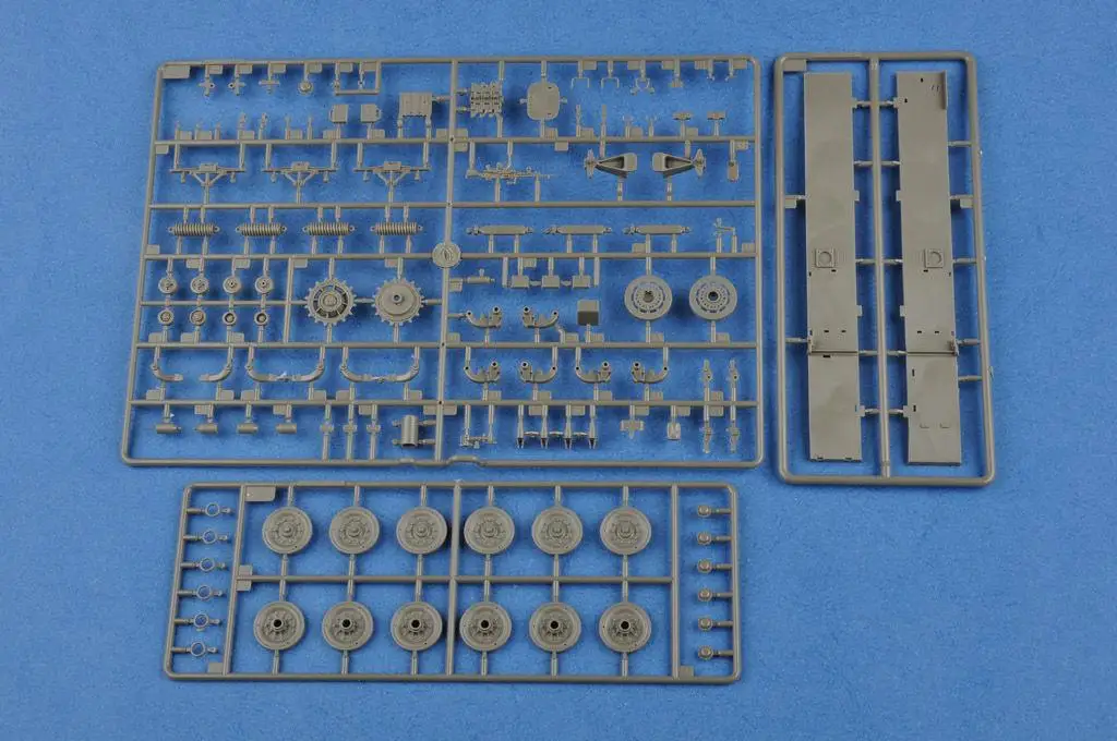 Модель танка Hobbyboss 83868 1/35 IDF APC Puma | Игрушки и хобби