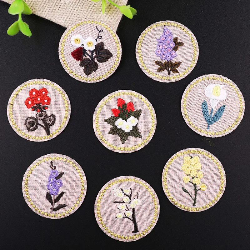 

PGY Chinese Wind Flowers badge Patches for Clothes Iron orchid Cartoon Chrysanthemum Badges Diy Kid Coat Parches Free Delivery