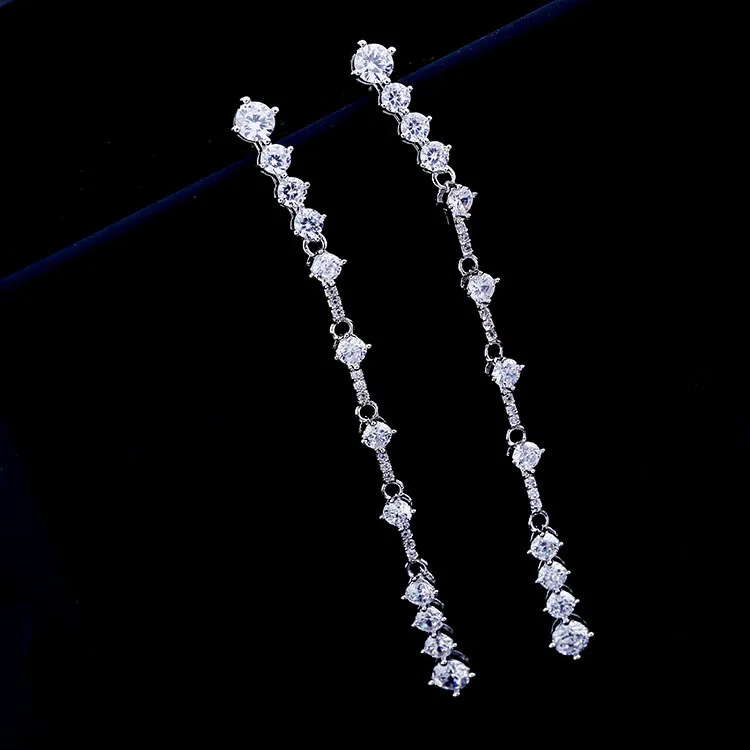 Серьги кисточки из серебра 925 пробы с австрийскими кристаллами темпераментные