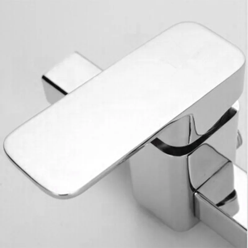 Ванная комната цинкового сплава горячей и холодной воды смесительный клапан