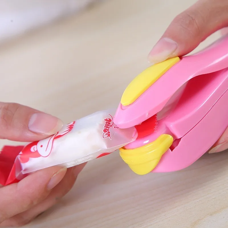 Portable Bag Clips Handheld Mini Electric Heat Sealing Machine Impulse Sealer Seal Packing Plastic Clip Work With Battery | Дом и сад