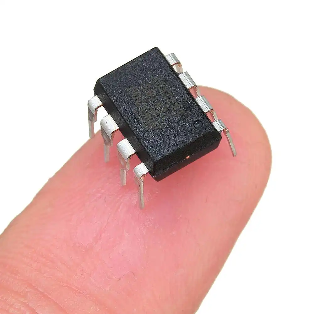 LEROY 1 шт. оригинальный ATTINY85-20PU ATTINY85 20PU ATTINY85-20 DIP микроконтроллер IC чип |