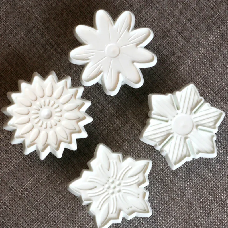4Pcs/Set 3D Christmas Gift Topper Fondant Cookie Biscuit Cutter Stamp Mold DIY Molds Kitchenware | Дом и сад