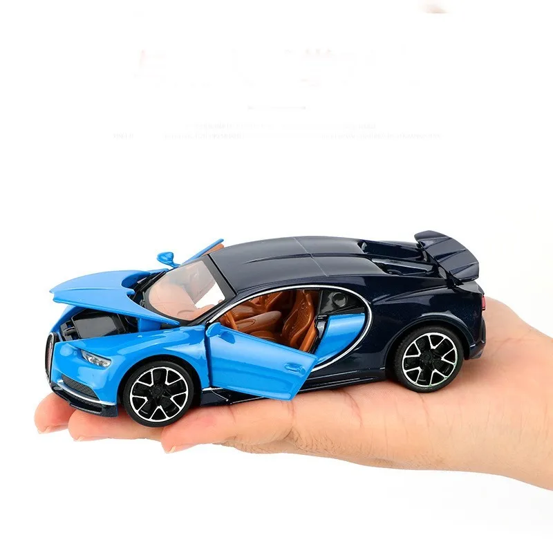 Модель спортивного автомобиля 3225A масштаб 1:32 Bugat Chiron из сплава литый под