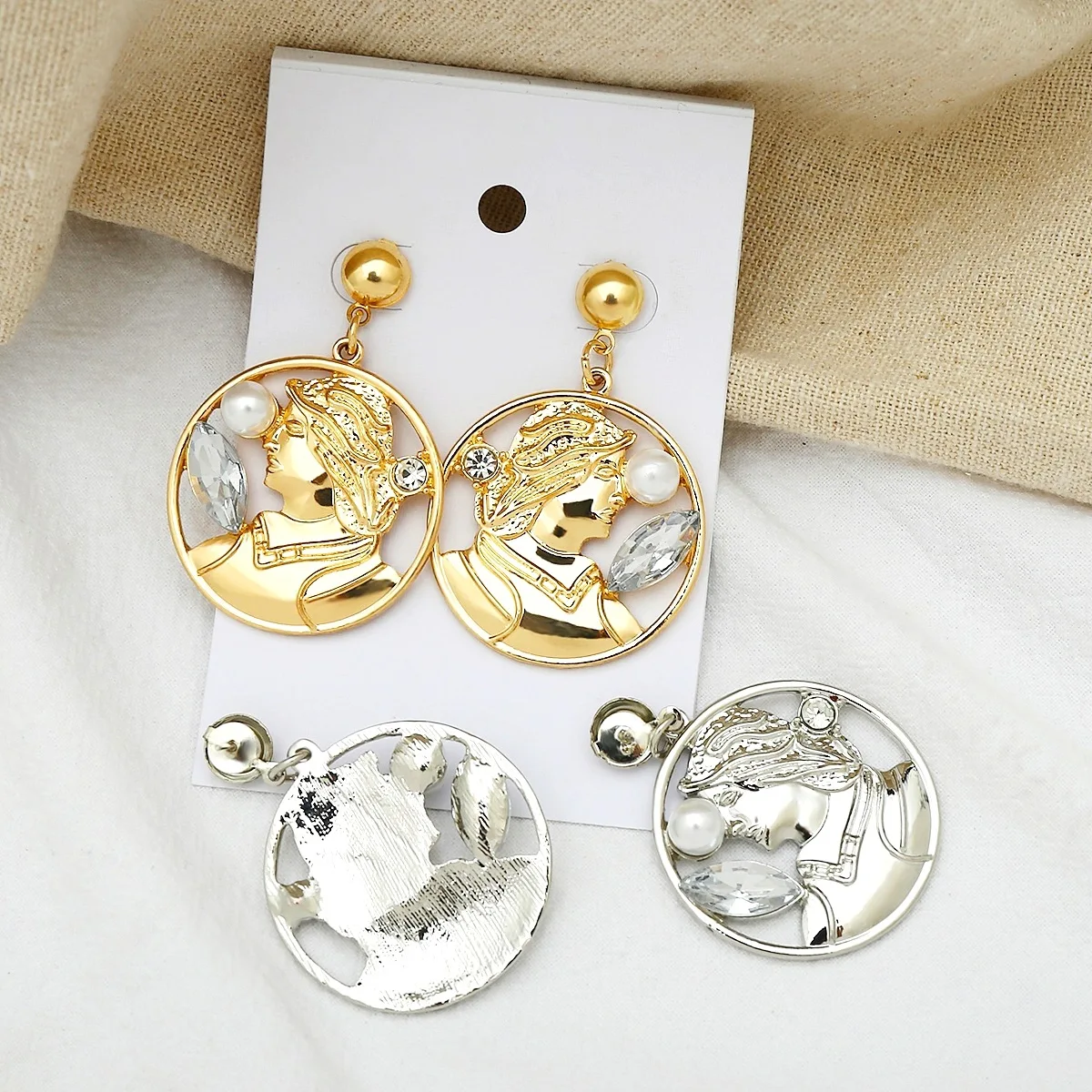 2019 Европейский Панк Мода серьги с портретом золотистые этнические Красивая