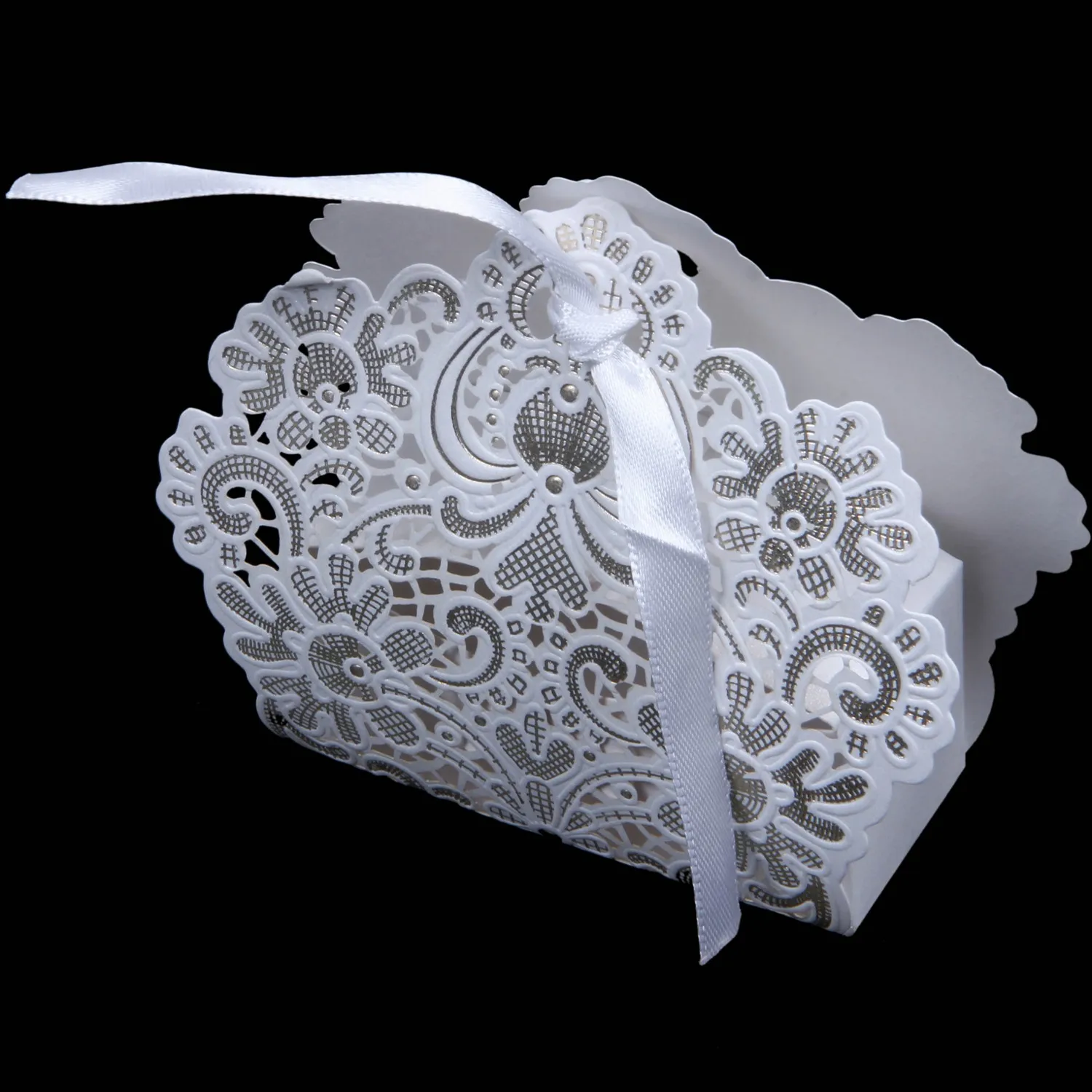 100pcs white lace candy box hollow |