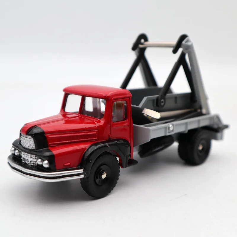 Тележка Tiguan Dinky 805 Unic multibucket Marrel и tank Primagaz литые игрушки 1:43|Наземный транспорт| |