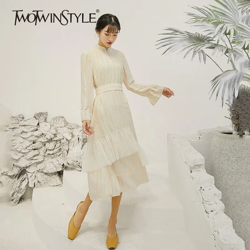 TWOTWINSTYLE корейское женское платье со стоячим воротником Бандаж с высокой талией