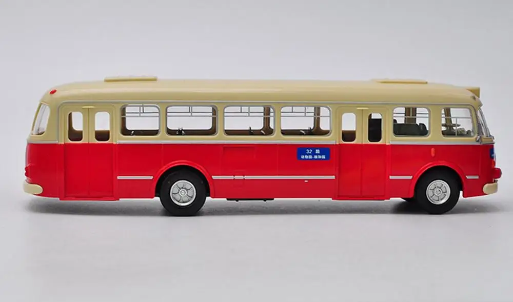 Коллекция моделей SKODA 706RTO KAROSA Beijing Bus #32 из ПВХ масштаб 1/43|Наземный транспорт| |