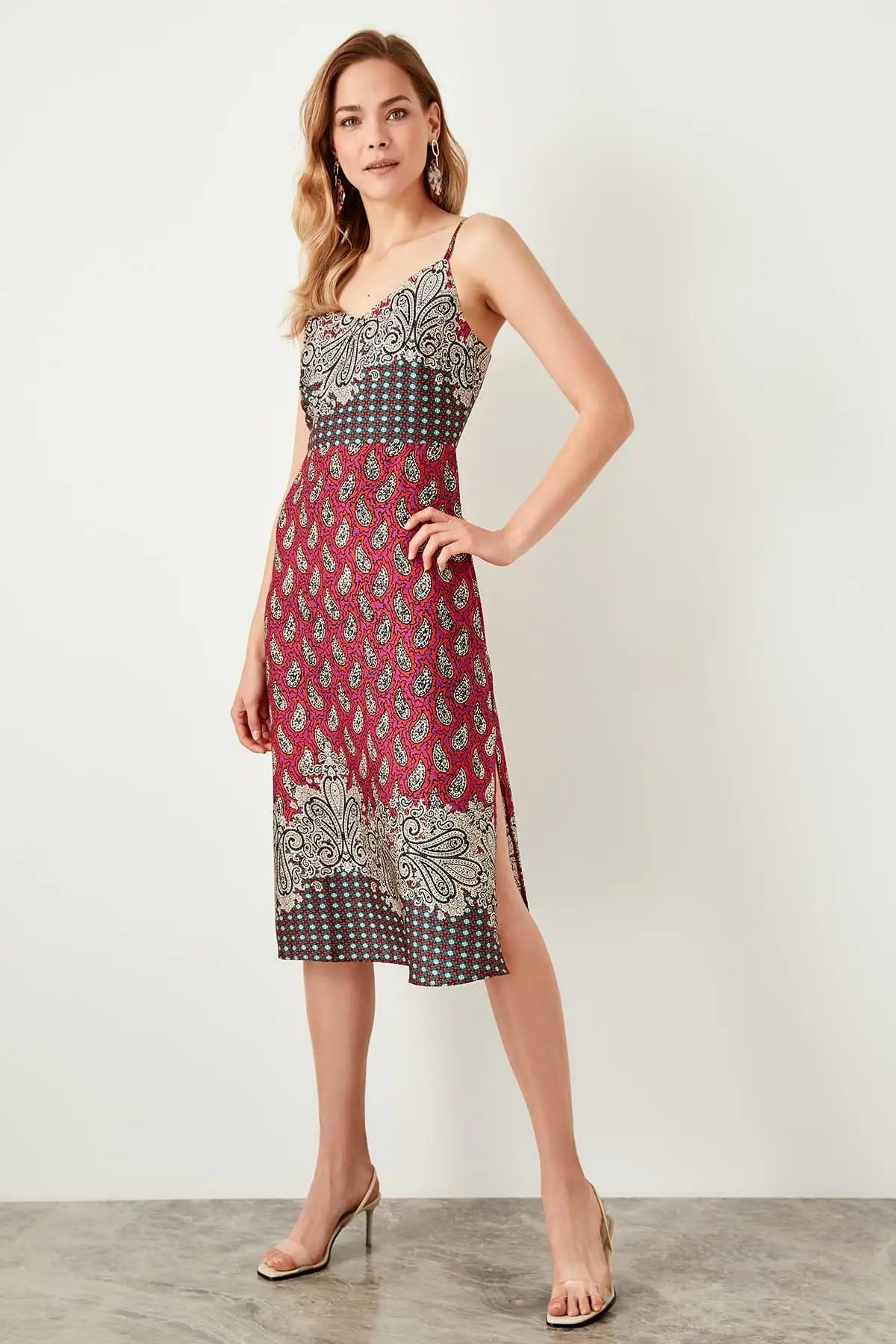Trendyol/платье с разноцветными бретельками TWOSS19LJ0255|Женские платья| |