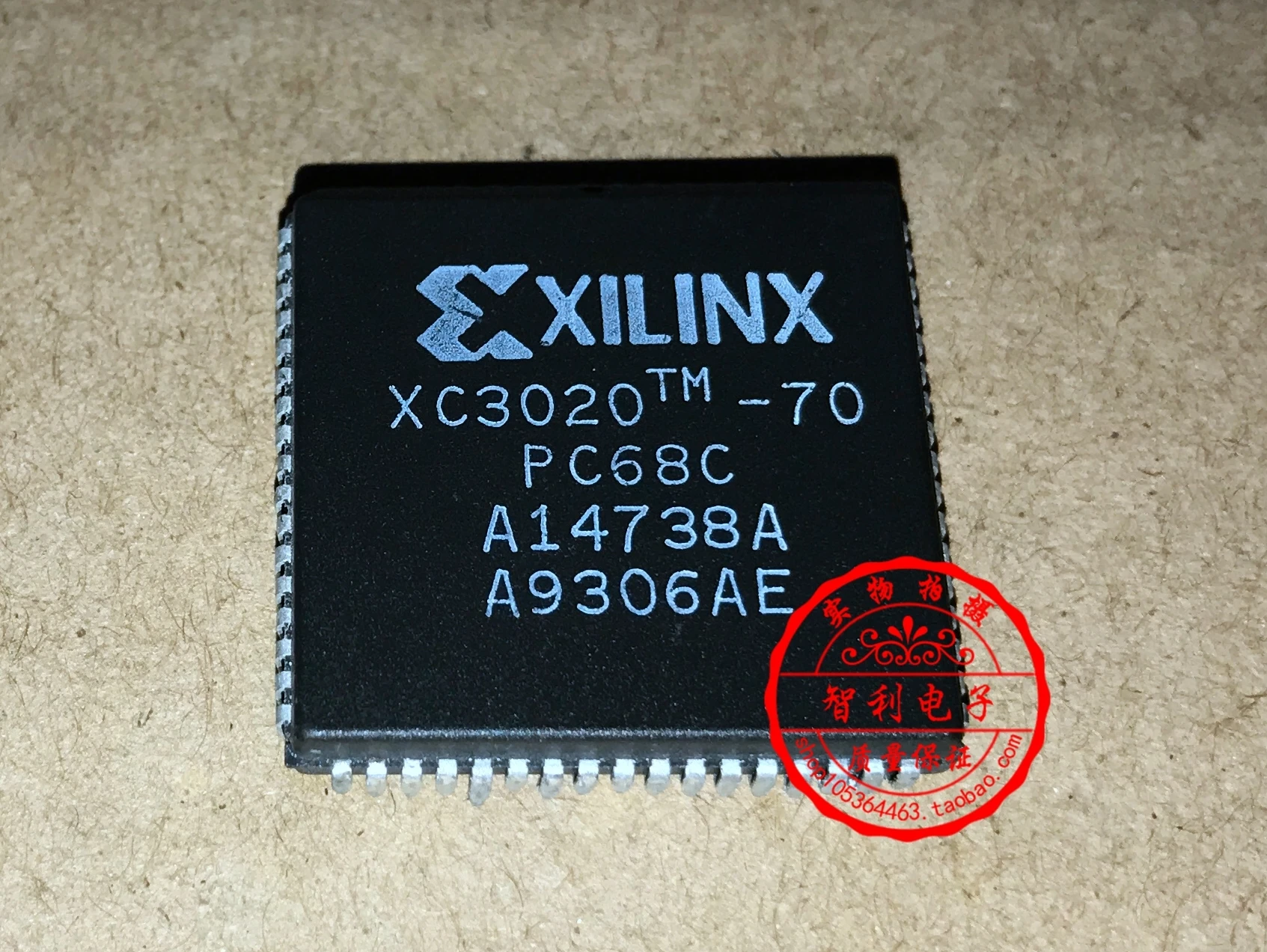 

FreeShipping Xc3020pc68 Xc3020a-70pc68c IC chip PLCC