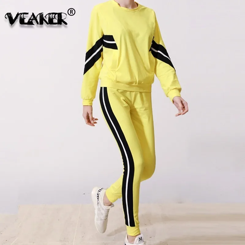 

2019 Spring autumn Jogger Suits women 2pcs Tracksuits Long Sleeve striped Patchwork Crop Tops Sweatsuits Fitness Running Sets