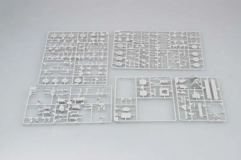 Trumpeter 1/35 00399 M1134 Stryker ATGM | Игрушки и хобби
