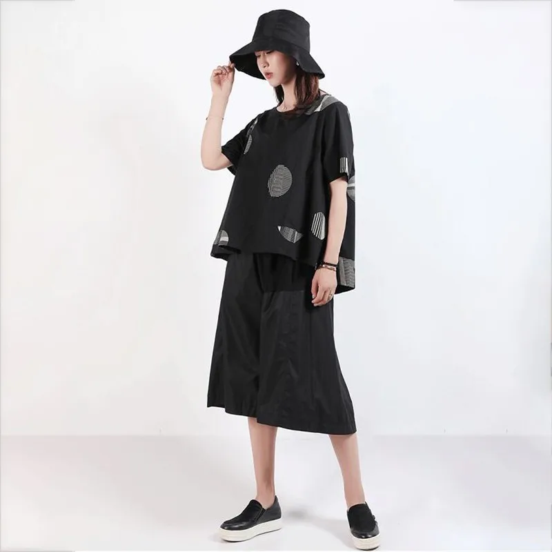 Женская футболка с круглым вырезом коротким рукавом и принтом | одежда