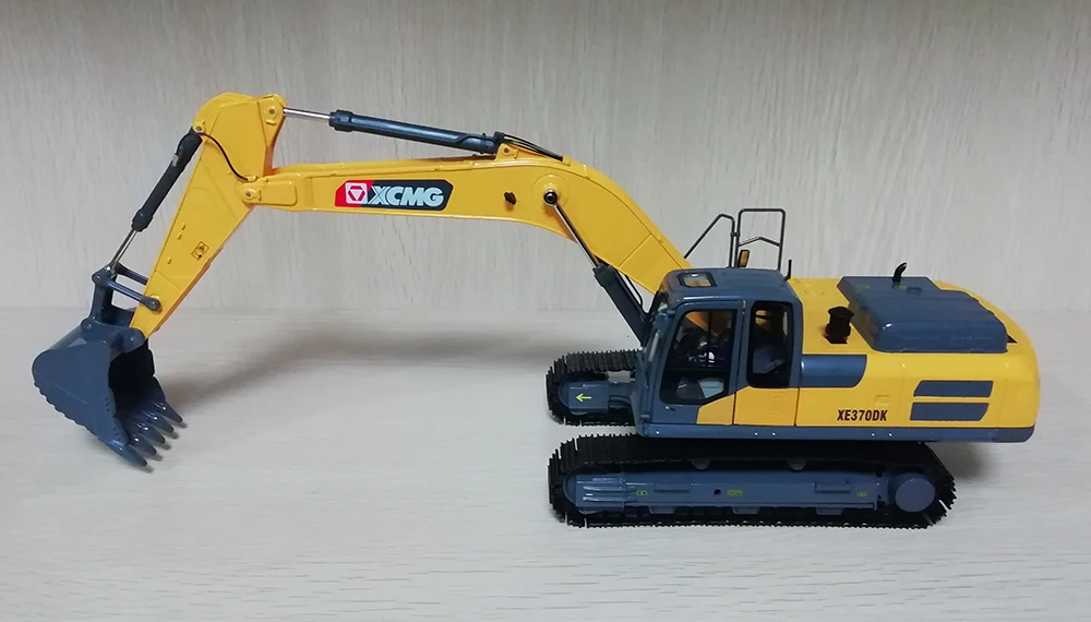 2019 Новый Старт 1:30 литья под давлением модели конструкции XCMG XE370 модель