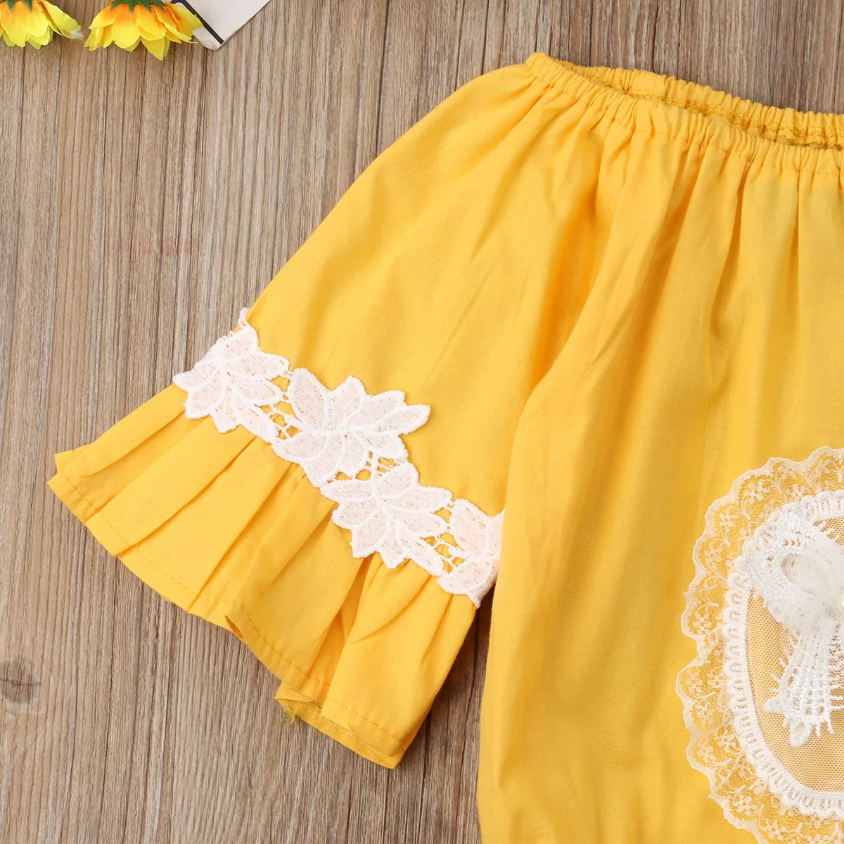 Однотонное Кружевное боди с длинными рукавами для новорожденных и маленьких