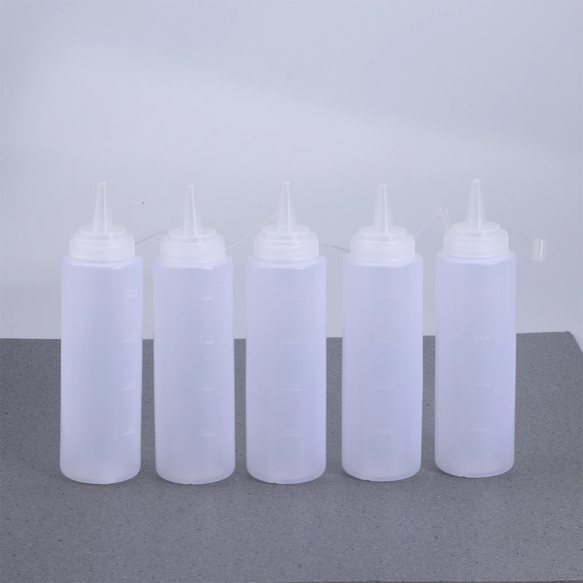4 шт. Squeeze Бутылки 200ml 8oz Пластик диспенсеры для бутылки специй соуса бара Кухня
