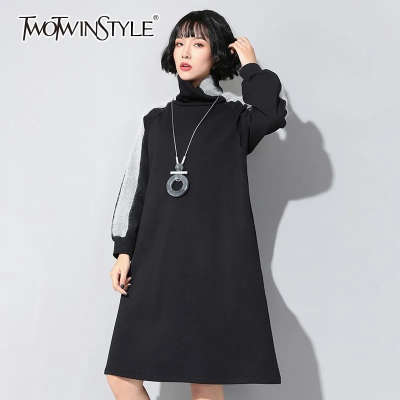 Женское платье с кроличьим мехом TWOTWINSTYLE Осеннее черное белое лоскутное до колена