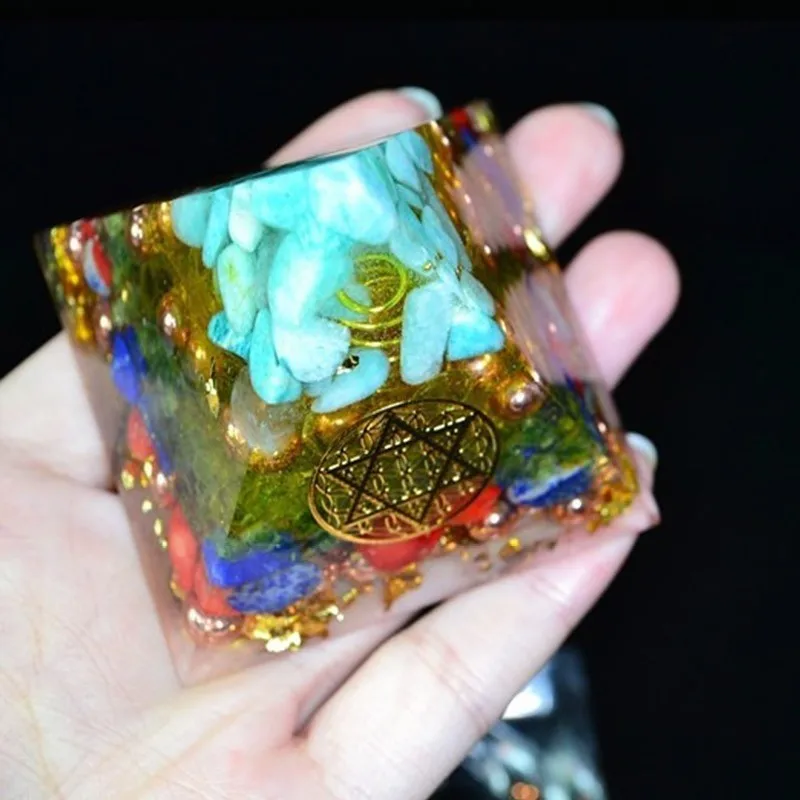 Пирамида AURA REIKI Orgonite Energy Aogan РУНИЧЕСКАЯ натуральная чакра СПАР пирамида для