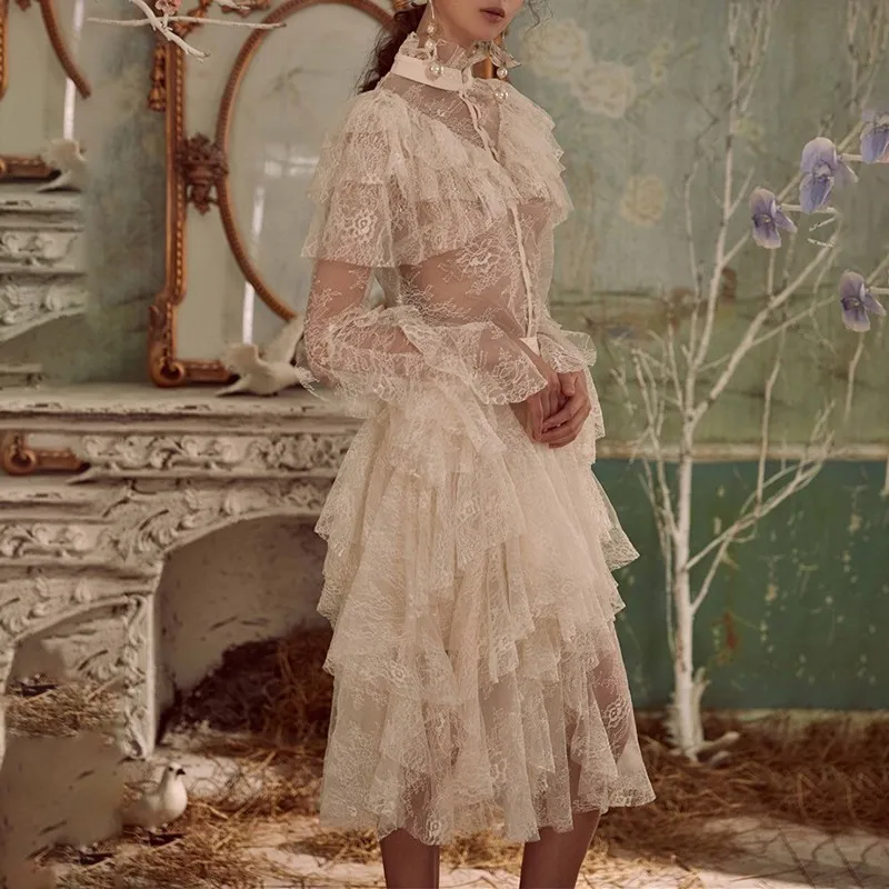 TWOTWINSTYLE вышивка женский костюм с расклешенными рукавами жемчужная Кнопка