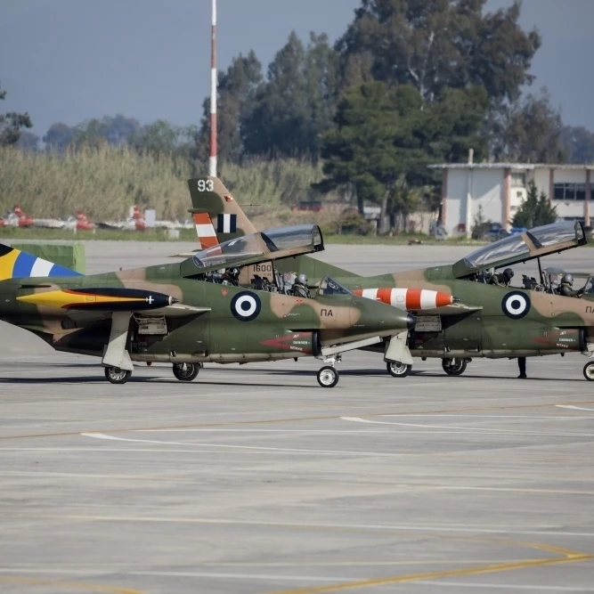 Пара Hellenic Air Force T 2 Buckeye тренер самолета Каламата Греции плакат Принт (17x11)|Таблички